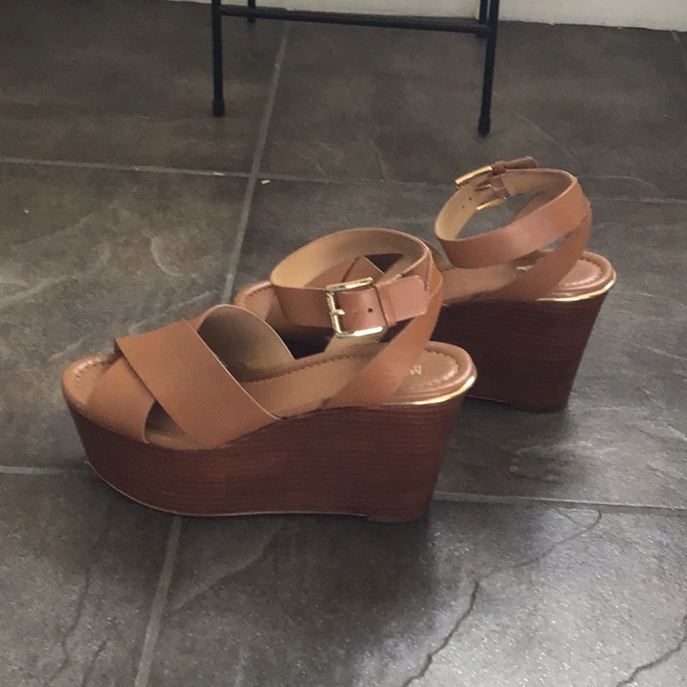 MK Wedges